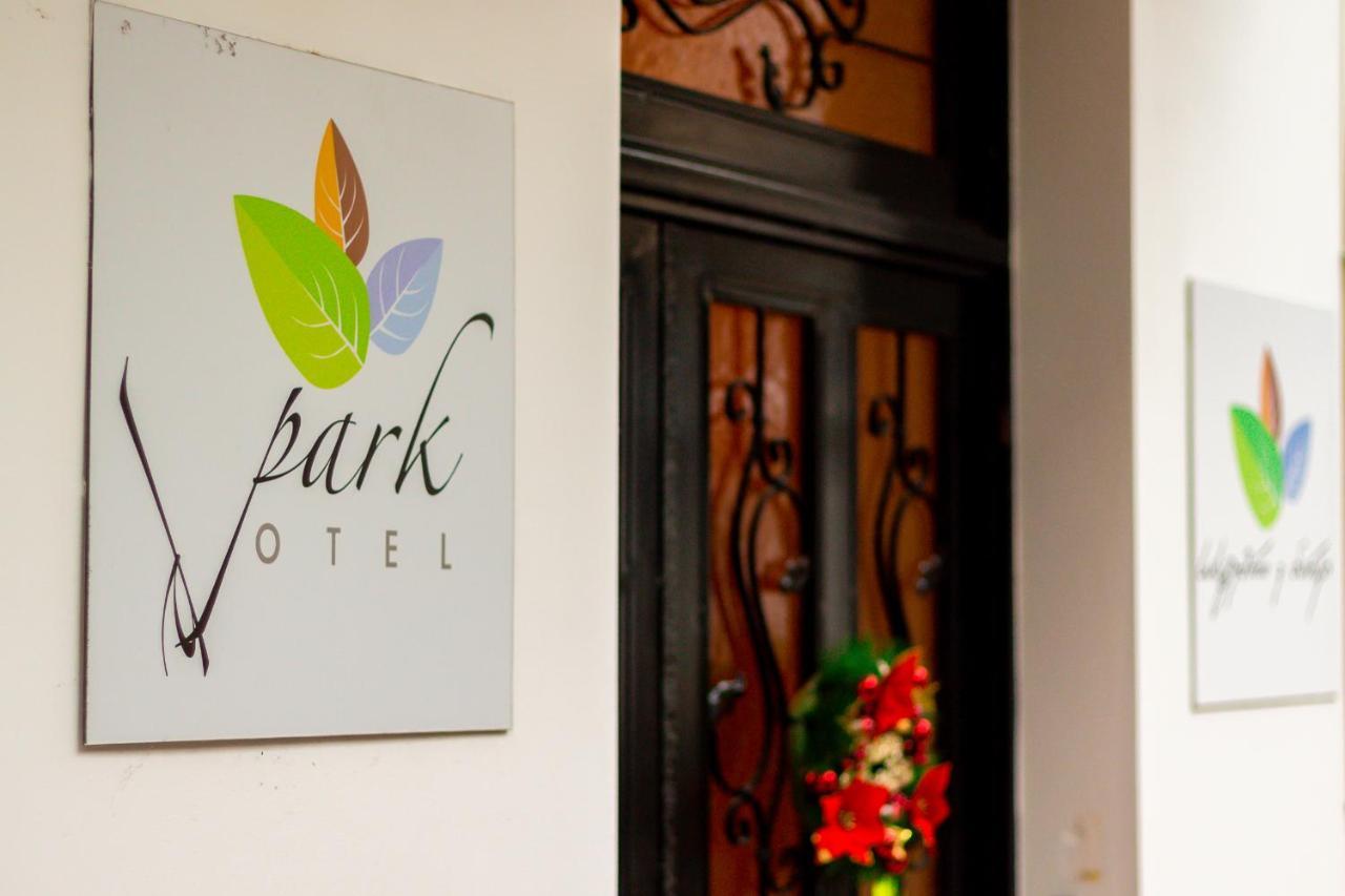 V Park Hotel Tbilissi Extérieur photo