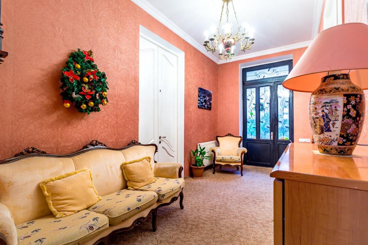V Park Hotel Tbilissi Extérieur photo
